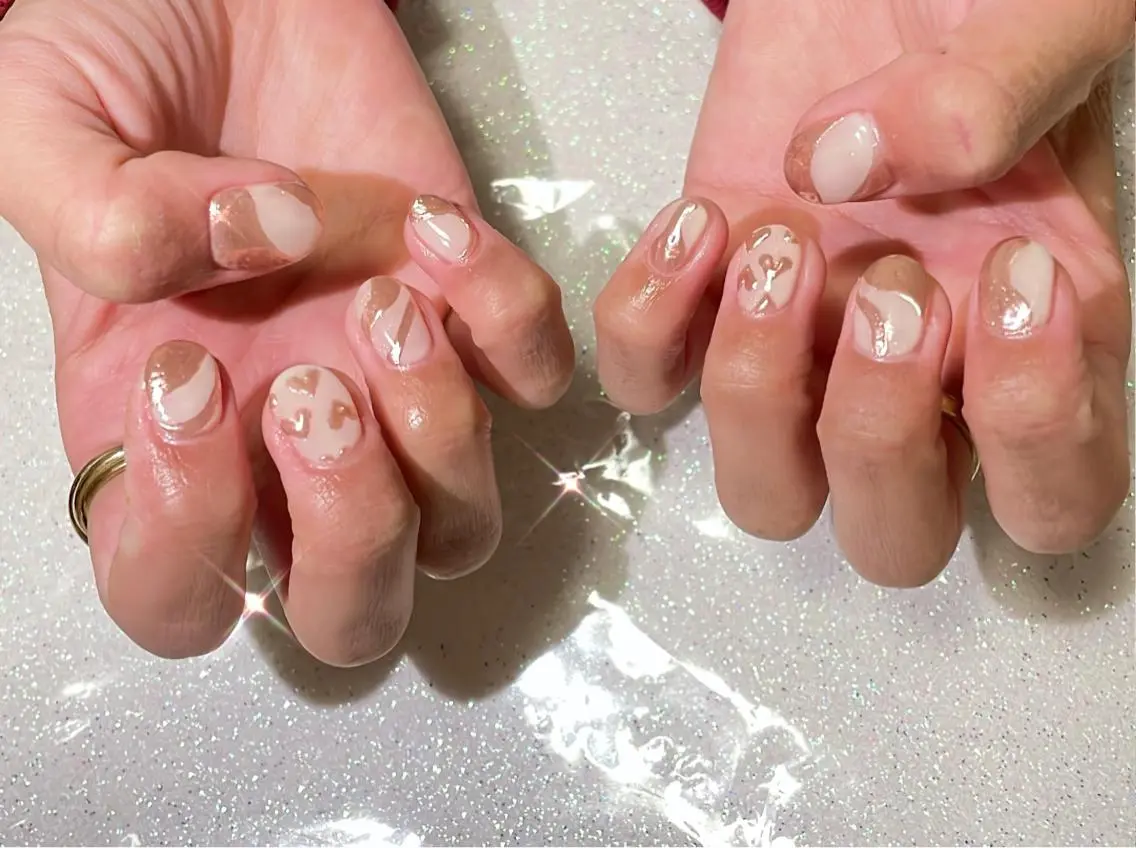 ネイル ハンドネイル VIERU 🌈🎀💖のネイルデザイン
