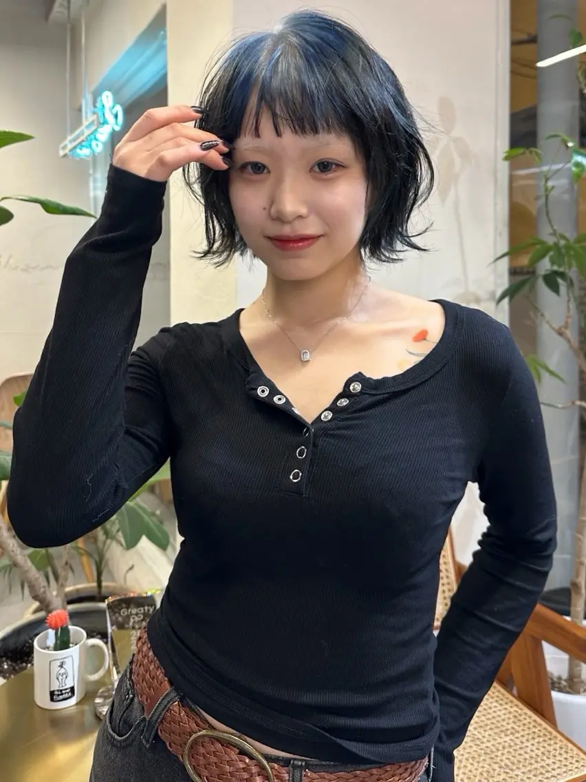 ショート カラー カット ヘアカラー トリートメント ハイトーン×似合わせ 🌱中川慎之介のヘアスタイル