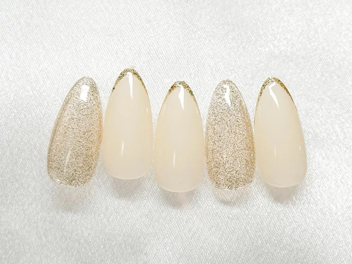 ネイル Nailsalon Graciasのネイルデザイン
