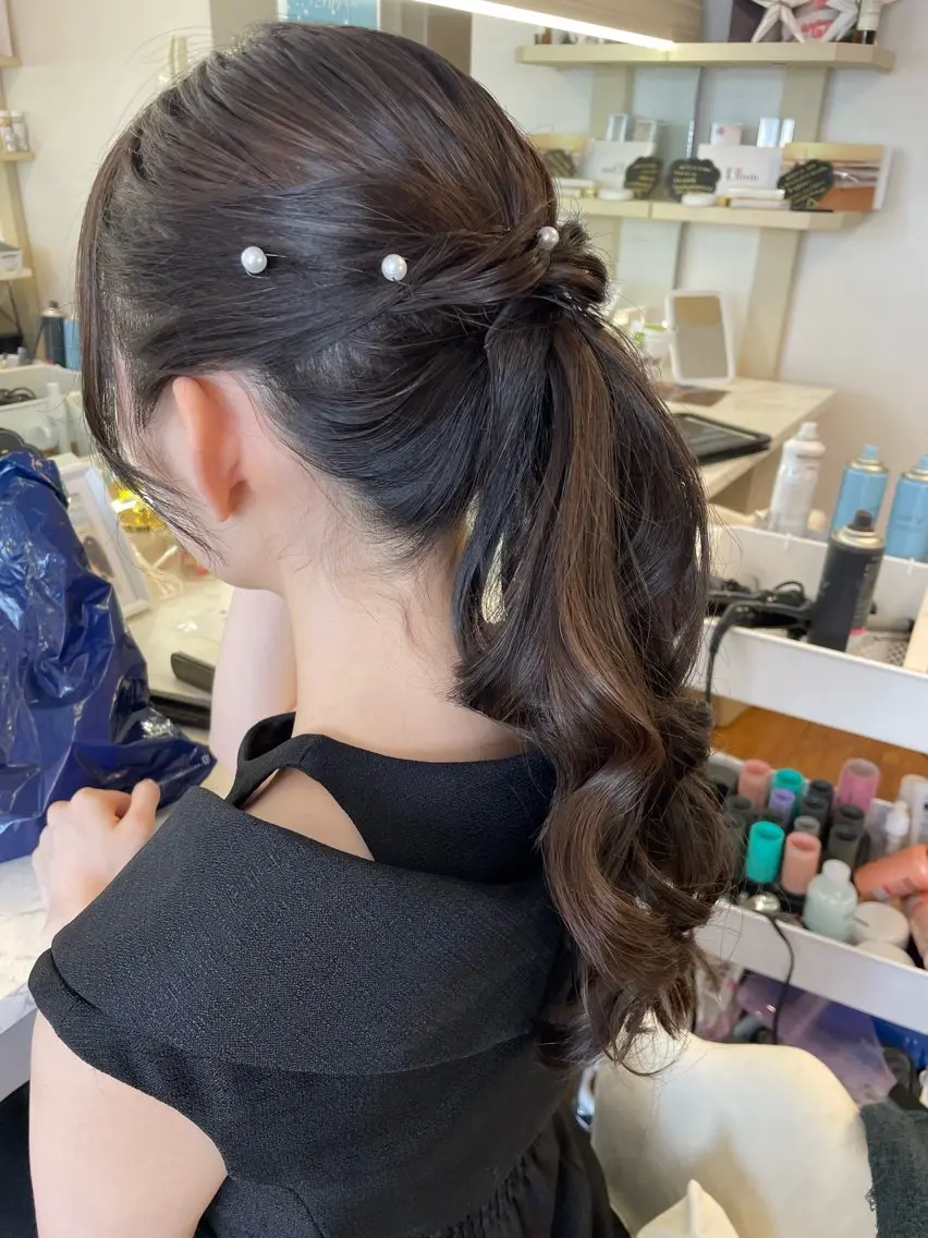 セミロング ヘアセット 六本木0分ヘアセット ヘアメイクのヘアスタイル