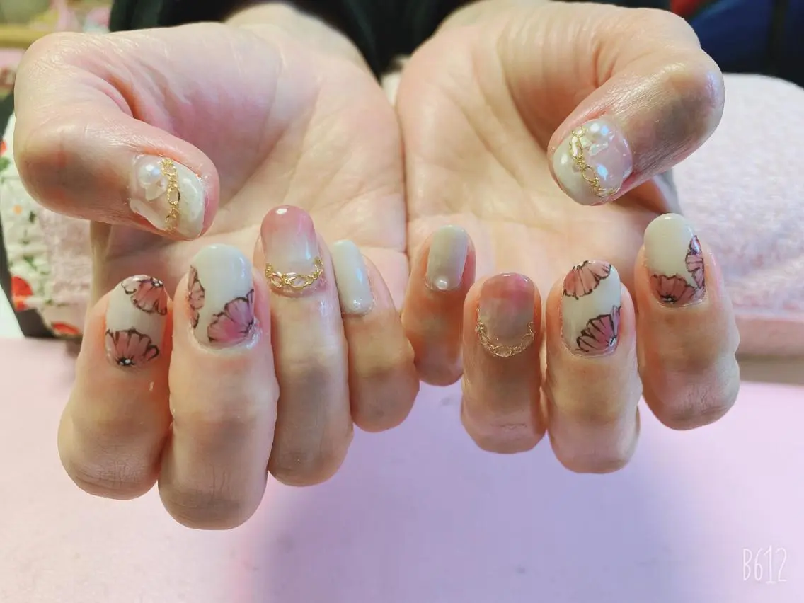 ネイル フラワーネイル VIST☆ ｍａｍｉのネイルデザイン