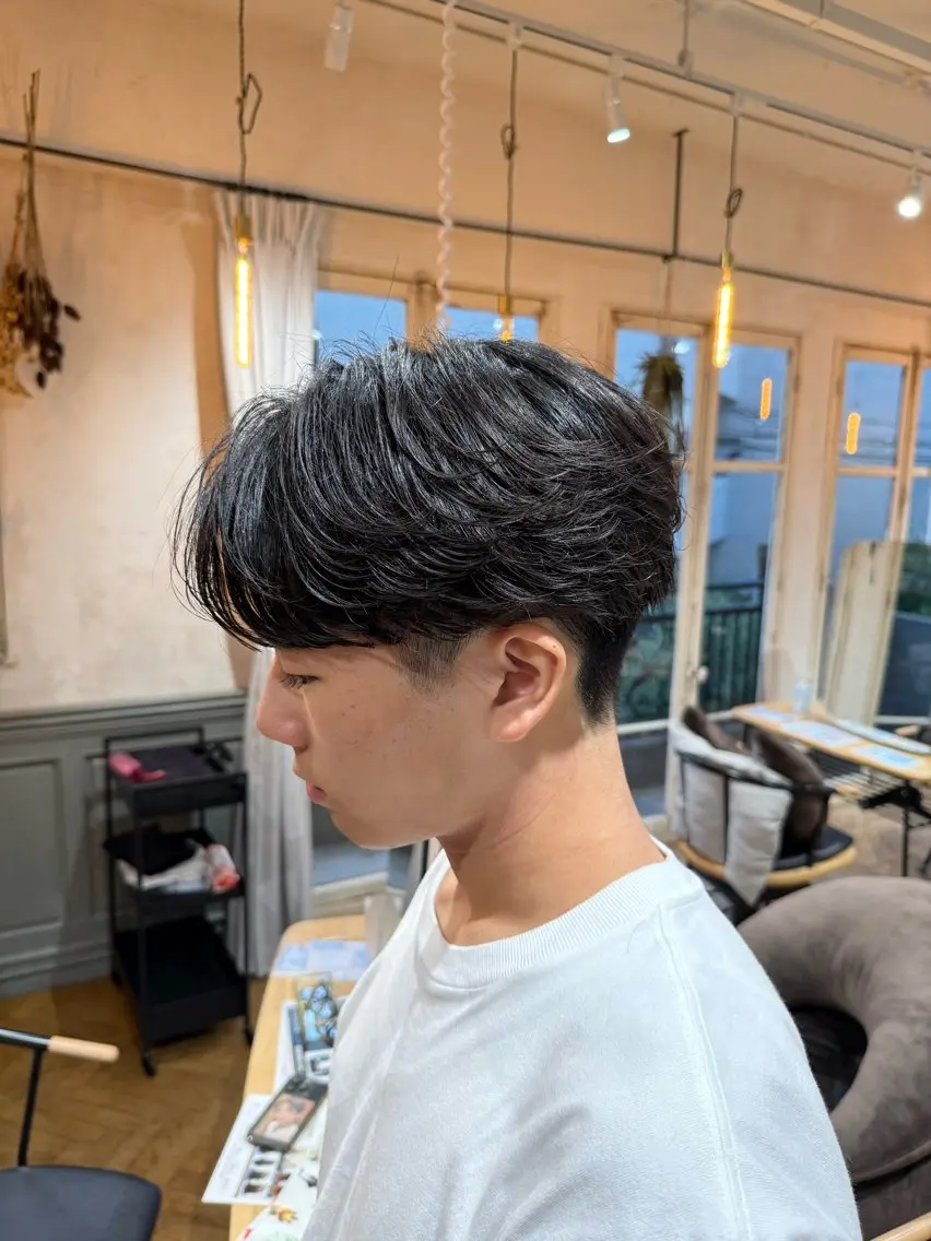 ショート メンズ縮毛矯正 ニュアンスパーマのヘアスタイル