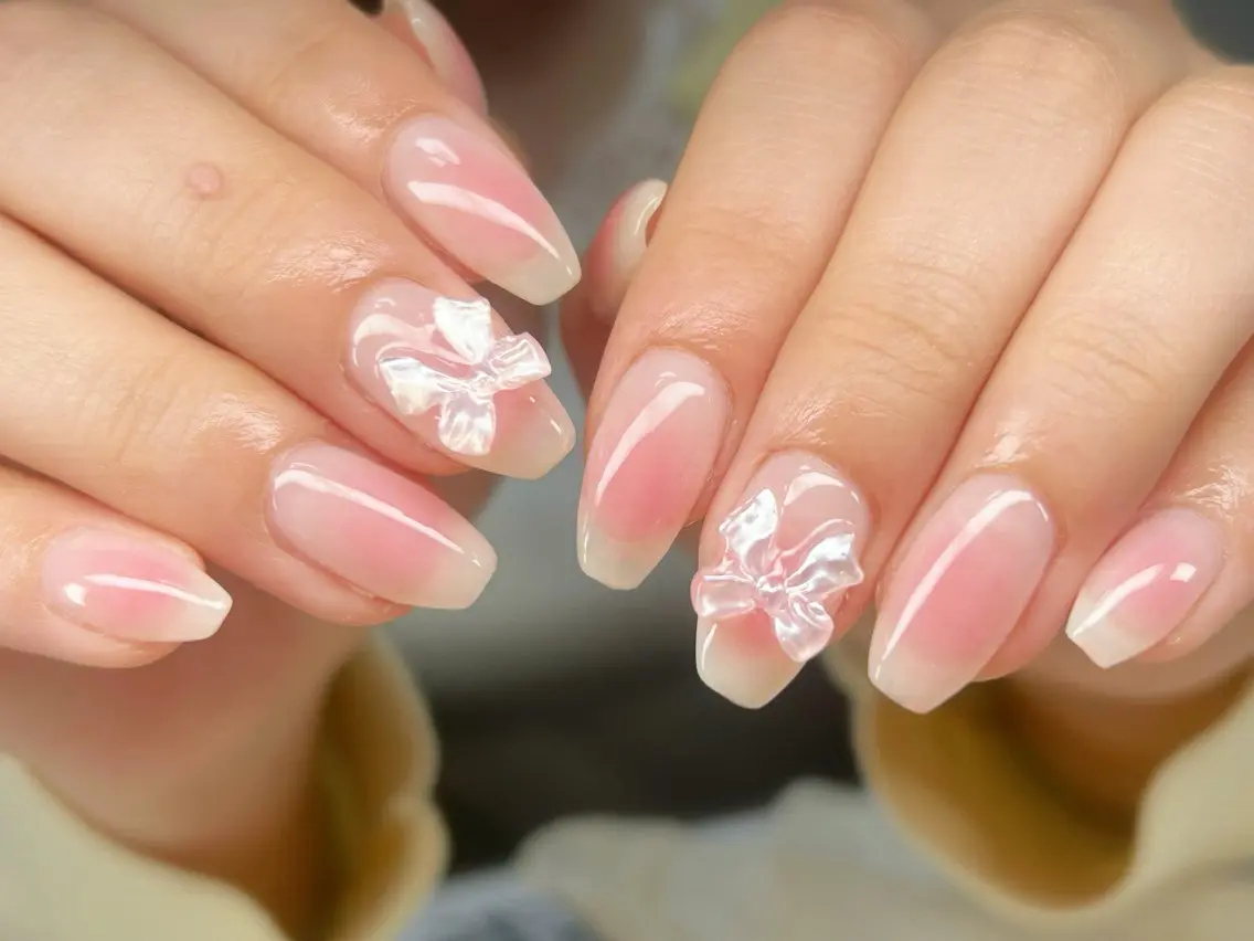 ネイル アートネイル チークネイル 成人式 入学式 長さ出し ハンドネイル Lino Nailのネイルデザイン
