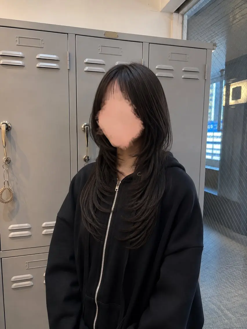 ロング ハッシュカット 髪質改善 レイヤーカット 縮毛矯正 トリートメント カット 🌙髪質改善カラー Momoka🦋のヘアスタイル