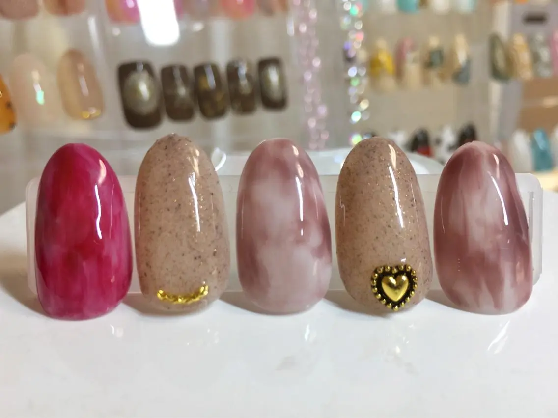 ネイル ジェルネイル ハンドネイル nouva nailsのネイルデザイン