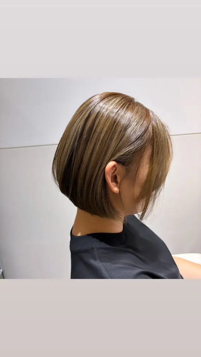 ショート ヘアカラー トリートメント 美髪ヘア 🤍erikaのヘアスタイル