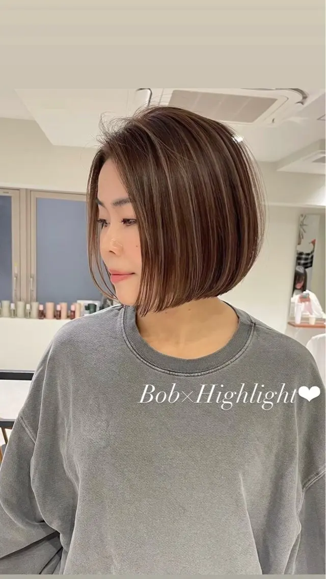 ショート カット ヘアカラー 市毛 結菜のヘアスタイル