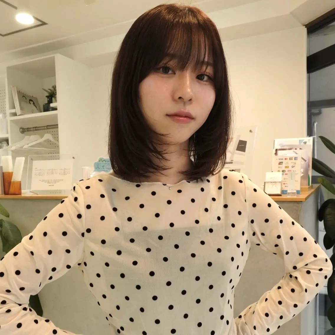 ミディアム ミディアムレイヤー レイヤーカット カット ヘアカラー トリートメント ハッシュカット・ハイ レイヤー/kanonのヘアスタイル