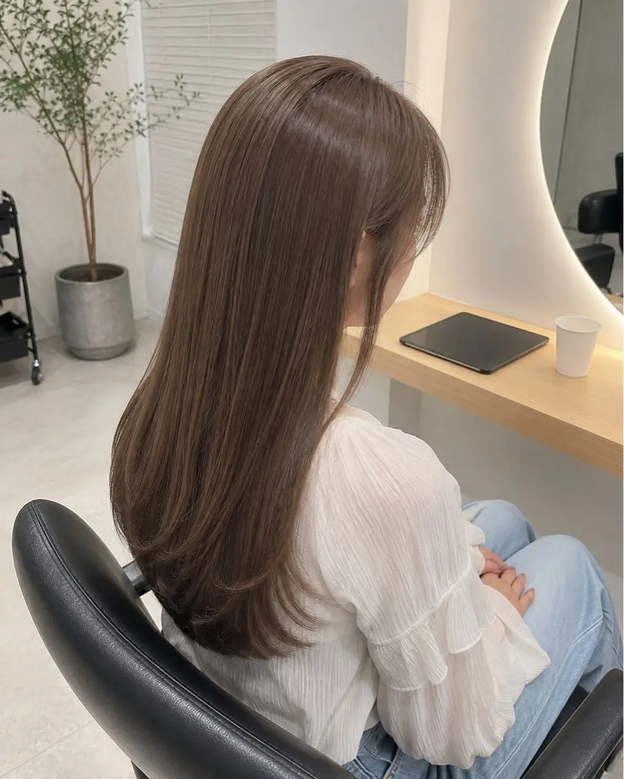 ロング ヘアカラー kyamyi キャミーのヘアスタイル