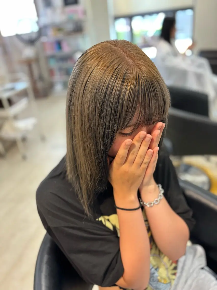 アンブレラカラー+補修型トリートメントの写真