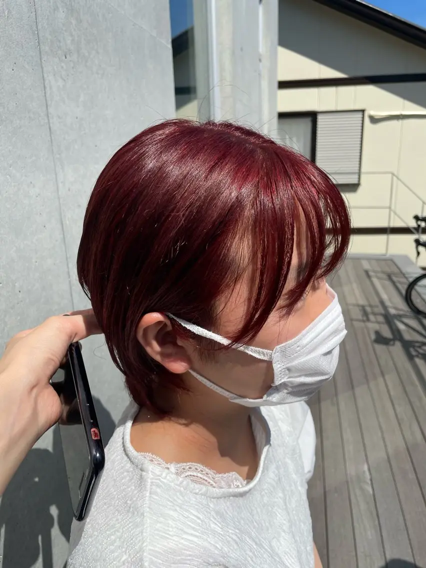 セミロング カラー インナーカラー 推し ブリーチ 髪質改善のヘアスタイル