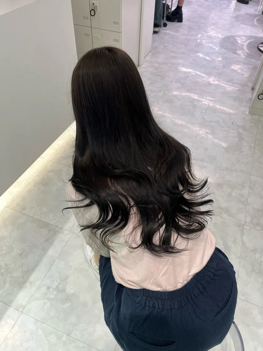 ロング カラー ヘアアレンジ ヘアカラー トリートメント ヘアセット 透明感💕今っぽ似合 わせ𝐍𝐨. 𝟏のヘアスタイル