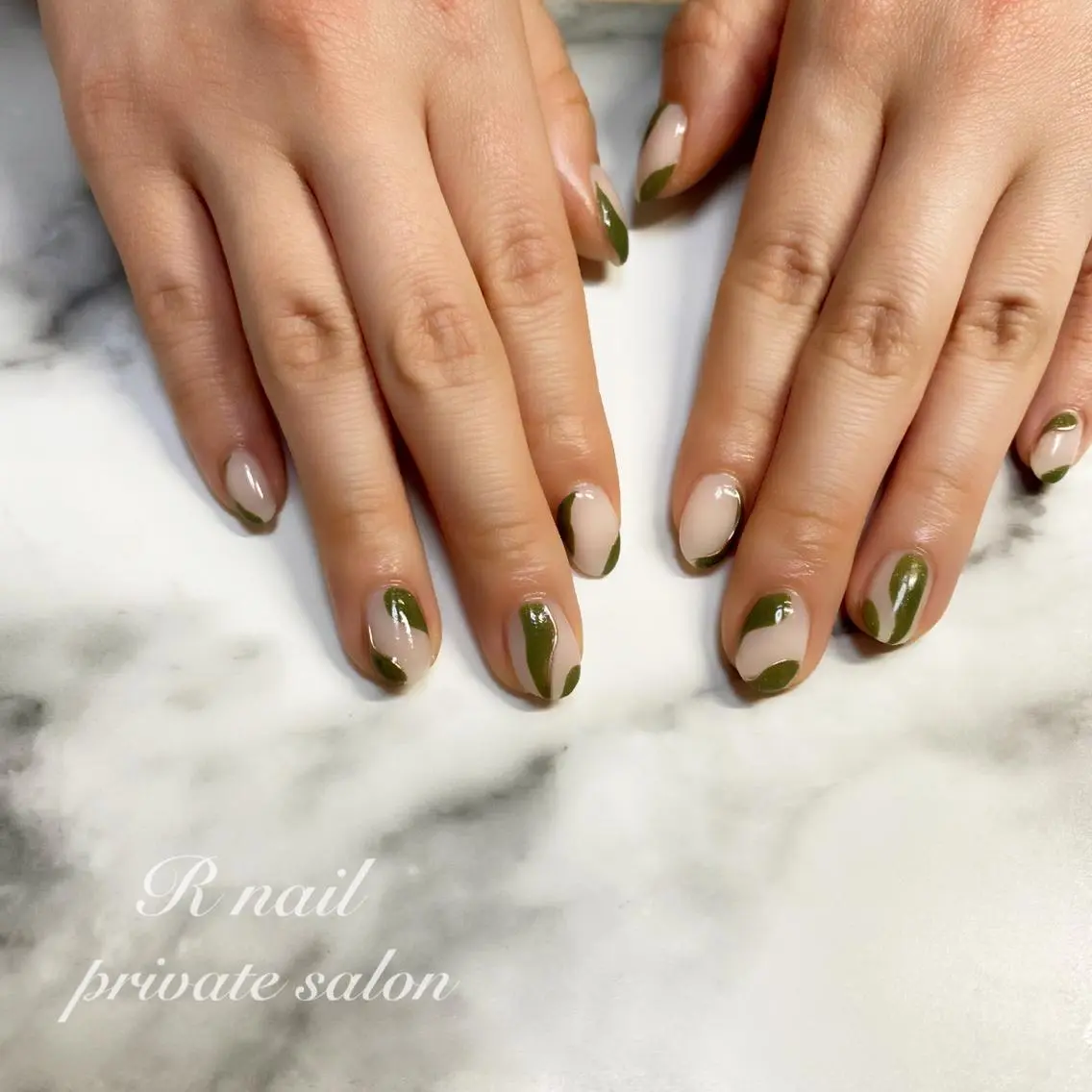 ネイル ミラーネイル R nailのネイルデザイン
