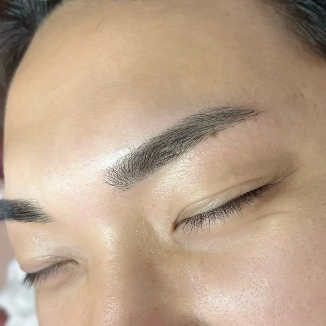アイブロウ 眉毛ワックス脱毛 ワックス脱毛 IRIS🫧 Ayaのマツエク・マツパデザイン