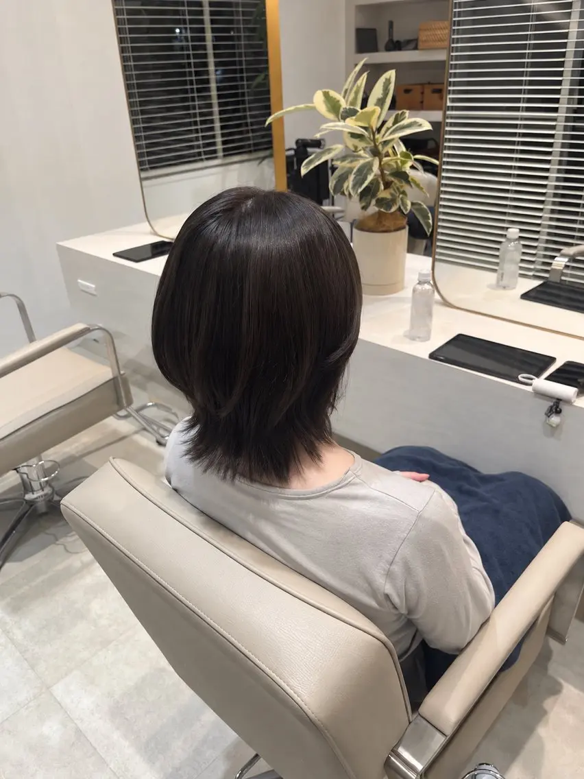 ショート eren🖤|韓国| 艶感カラー|髪質改善のヘアスタイル