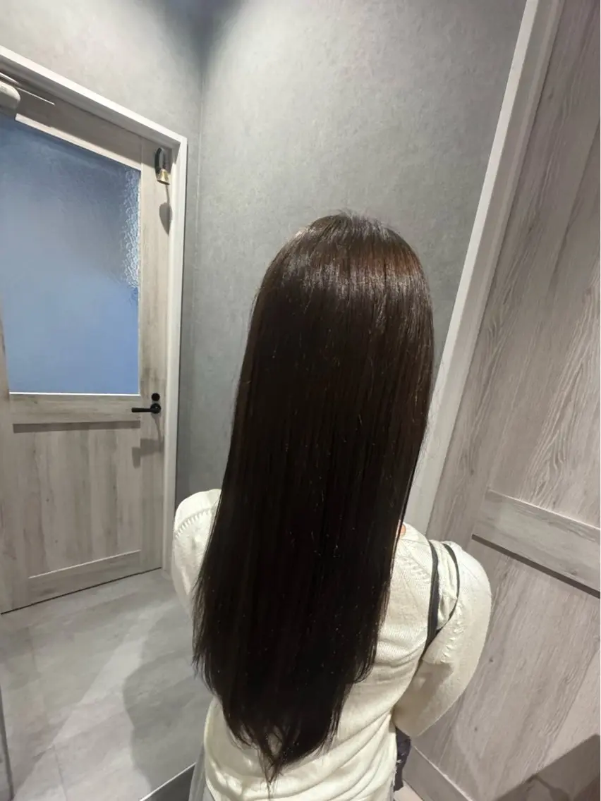ロング カラー ヘアカラー トリートメント Applause カリンのヘアスタイル