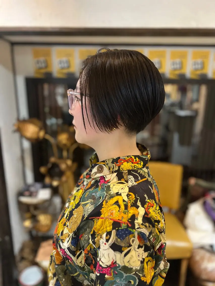 ショート ボブパーマ/レイヤー ヒロモトアサカのヘアスタイル