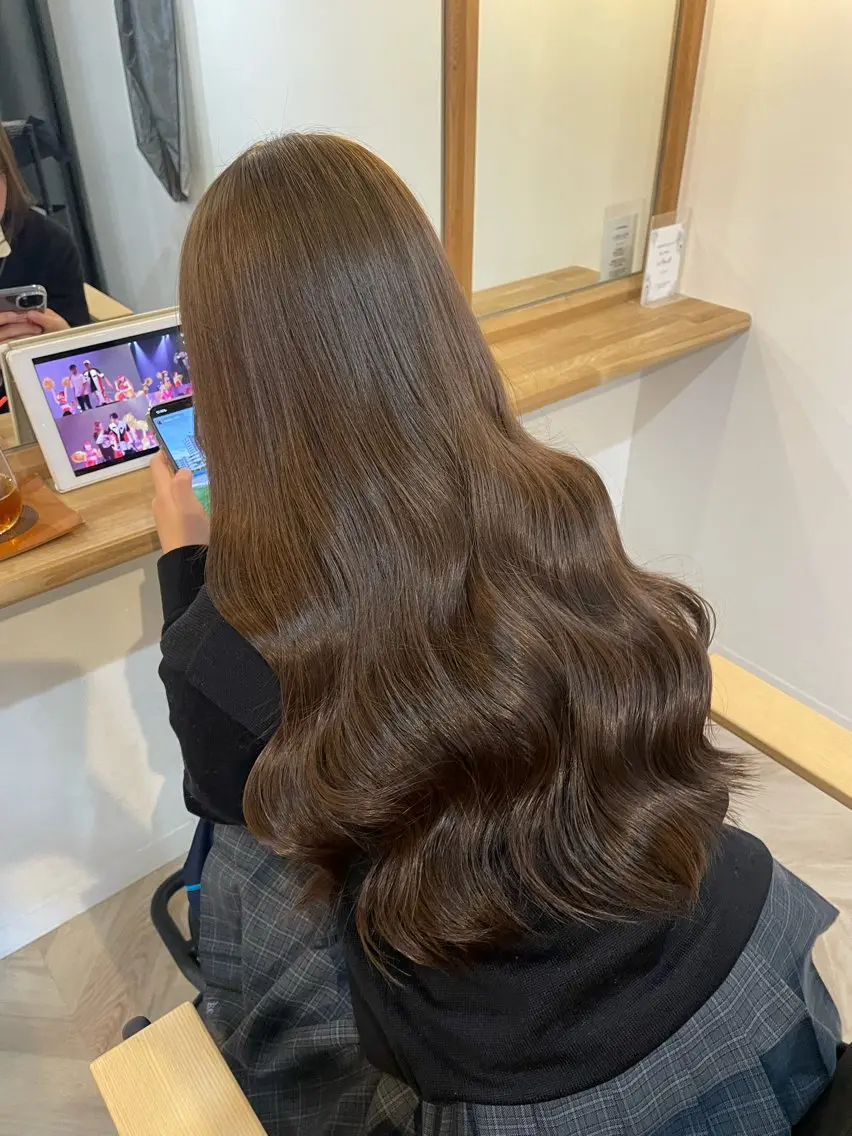 ブリーチ無し W color🎧🩶の写真