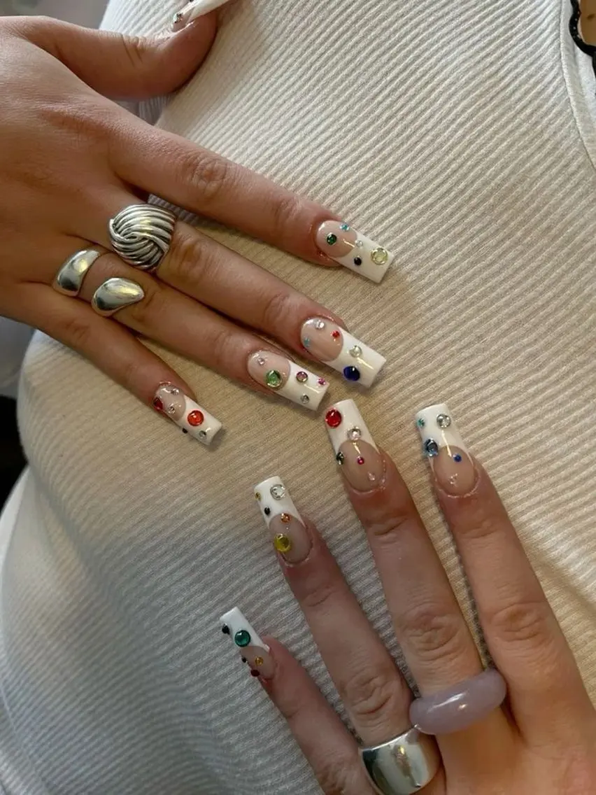 ネイル ハンドネイル HAPPI NAIL CALINのネイルデザイン