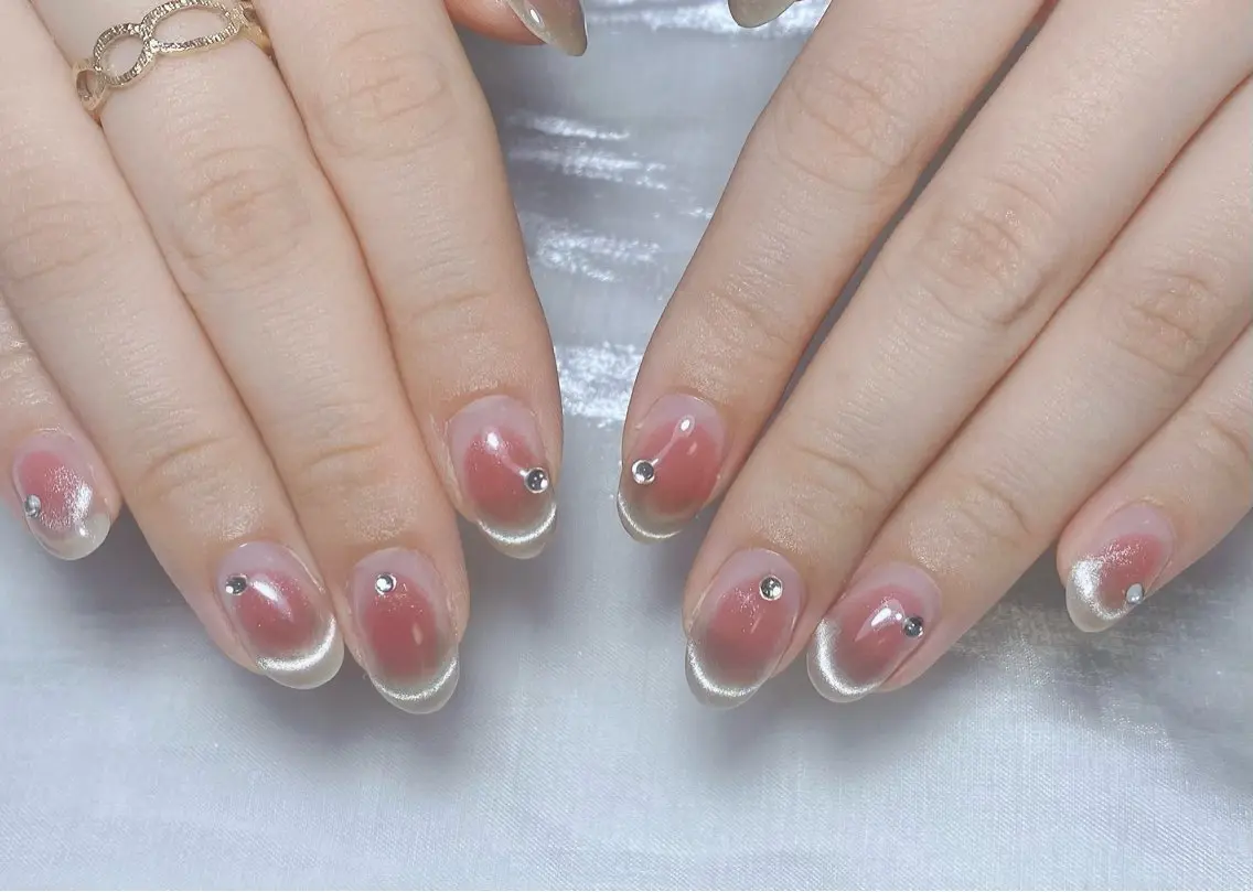 ネイル アートネイル フレンチネイル ジェルネイル グラデーション 韓国ネイル Nail Salon kihi大塚店のネイルデザイン
