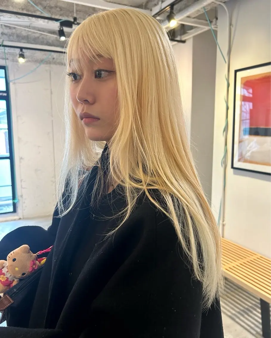 ロング カラー ブロンド ロング カット ヘアカラー トリートメント 村上雅人 ナチュラルモードのヘアスタイル