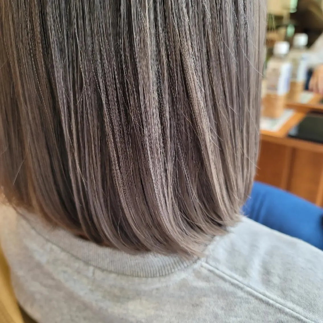 カラー ブリーチ シルバー ツヤ髪専門美容師✨️ ナカノユウキのヘアスタイル