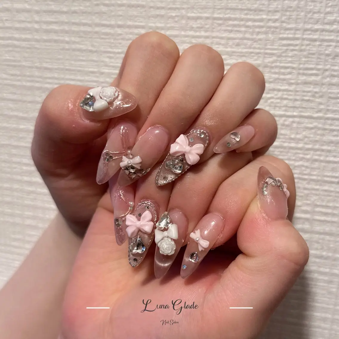 ネイル ハンドネイル Luna Gladeのネイルデザイン