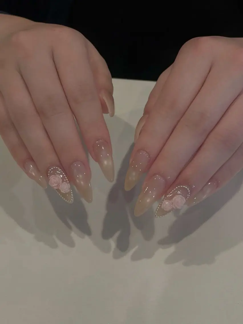 ネイル オーロラネイル 韓国ネイル マグネットネイル リボン ハンドネイル Yuri.nail studioのネイルデザイン