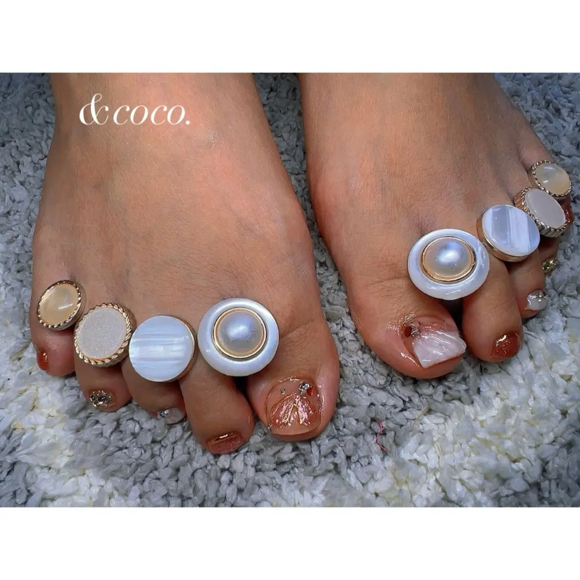 ネイル フットネイル フットネイル ＆ coco.のネイルデザイン