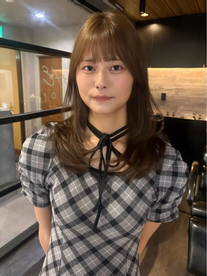 セミロング カット ヘアカラー トリートメント レイヤーカット/髪質 改善/ダブルカラーのヘアスタイル