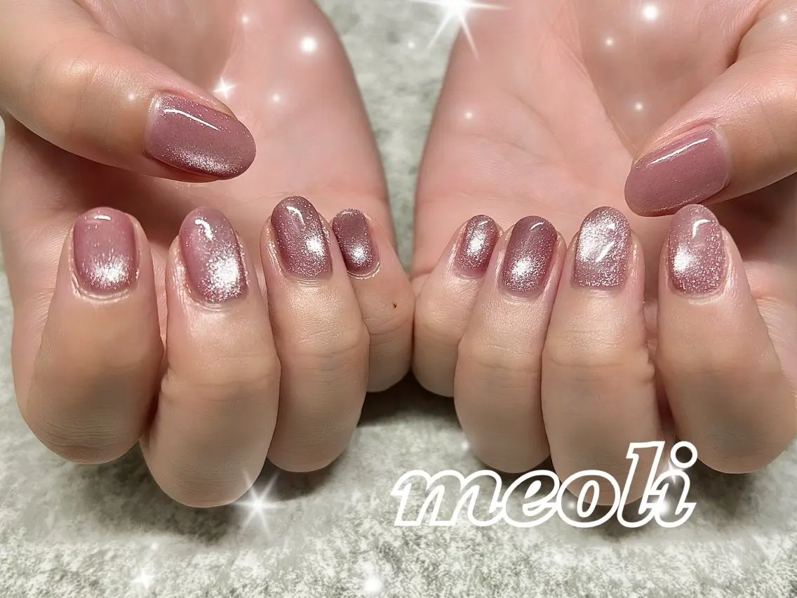 ネイル マグネットネイル オフィスネイル ワンカラーネイル ピンク シンプルネイル ハンドネイル nail salon meoli　アヤのネイルデザイン