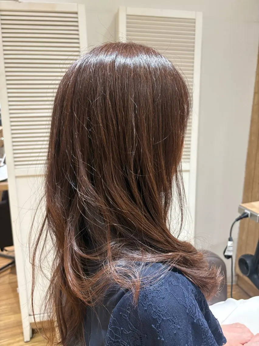 ロング ピンクブラウン ヘアカラー 阪間 遼平のヘアスタイル