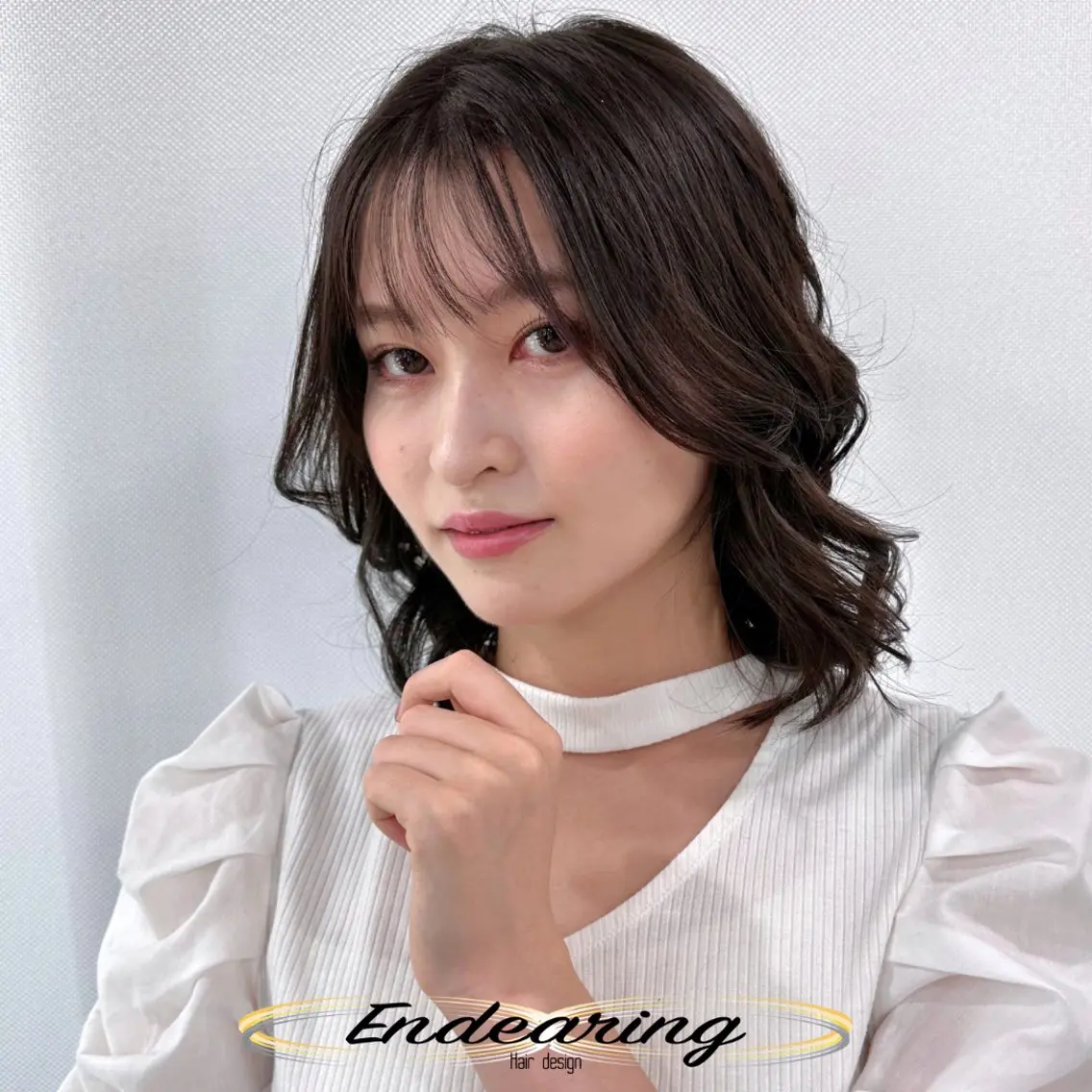 セミロング 顔周りカット レイヤーカット 外ハネヘア トリートメント カット パーマ トリートメント Endearing 銀座/レイヤーカットのヘアスタイル