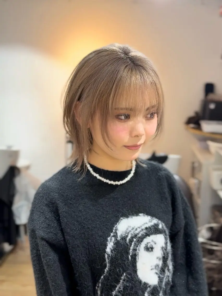 ミディアム カラー バレイヤージュ ベージュカラー ブリーチ ケアブリーチ デザインカラー Kensho 京都駅 ケアブリーチのヘアスタイル