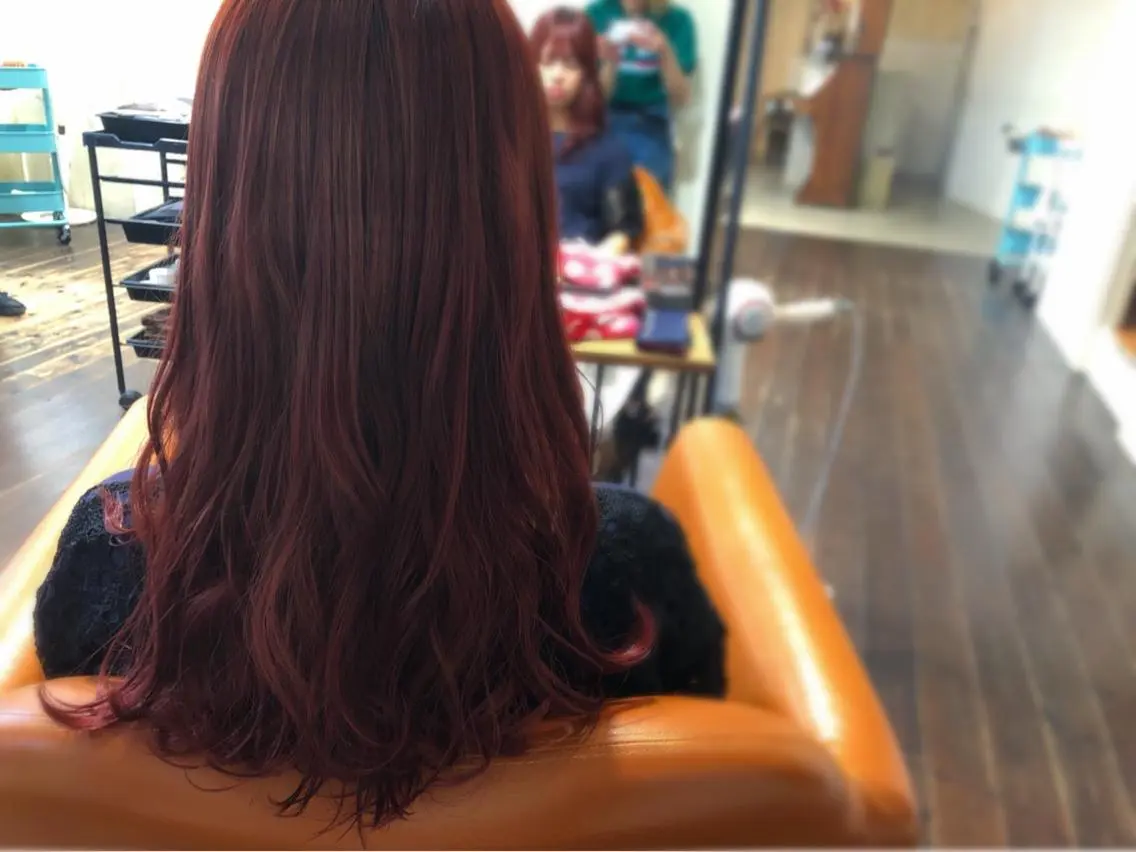 セミロング カラー パ ルのヘアスタイル