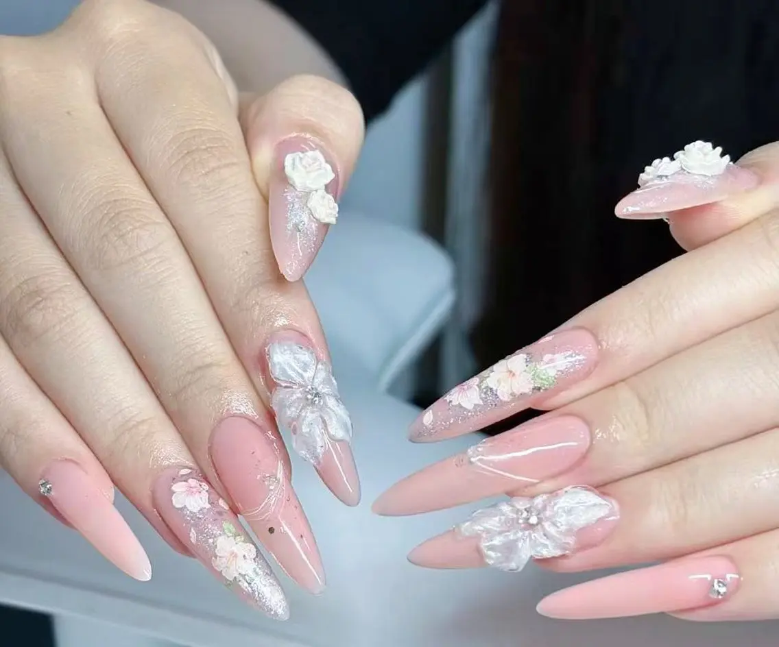 ネイル アートネイル ジェルネイル マグネットネイル Lu nailsalonのネイルデザイン