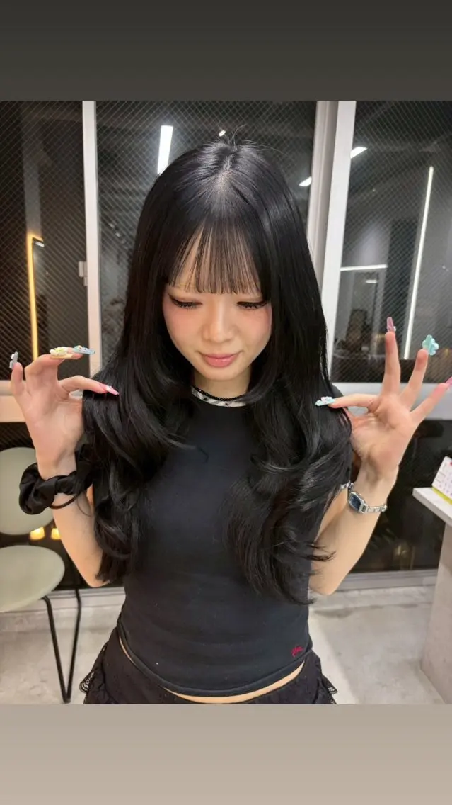 ロング カット ヘアカラー もえ  / 盛れるヘア🖤‎🌙のヘアスタイル