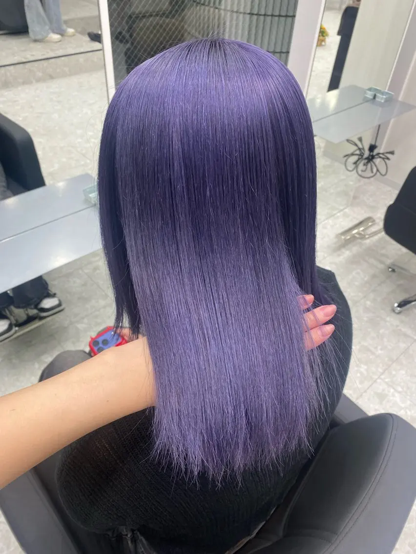 カラー 𝗮𝘆𝘂𝗺𝗶 ハイトーン🎀のヘアスタイル