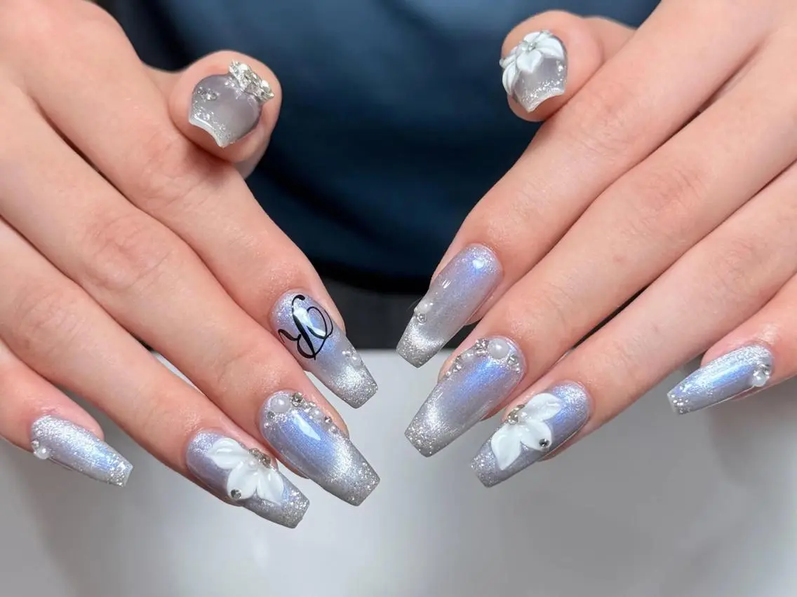 ネイル 長さ出し ジェルネイル 韓国ネイル マグネットネイル 持ち込み Emi🌸Belle Nail Salonのネイルデザイン