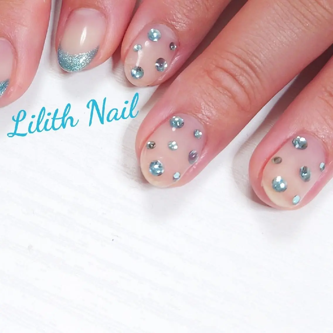 ネイル アートネイル ストーンネイル ハンドネイル Lilith Nailのネイルデザイン