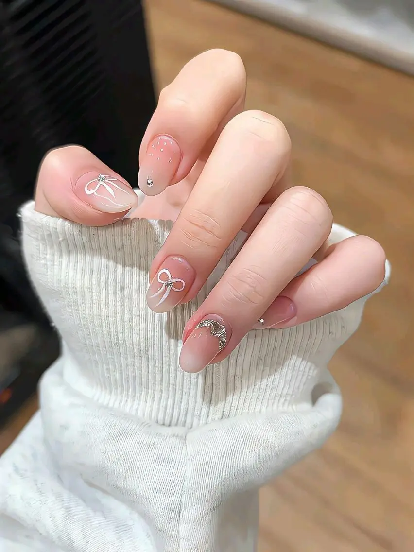 ネイル アートネイル フラワーネイル ジェルネイル グラデーション シンプルネイル Jenn Nail Salonのネイルデザイン
