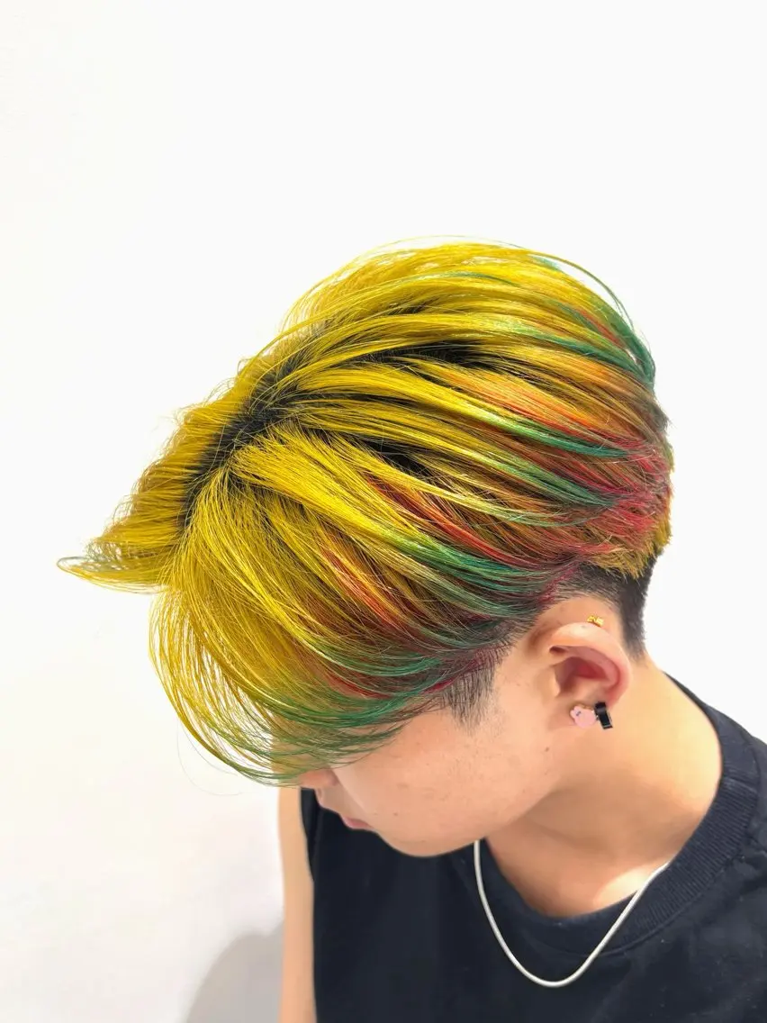 カラー メンズ デザインカラー カット ヘアカラー 矢野 一義のヘアスタイル