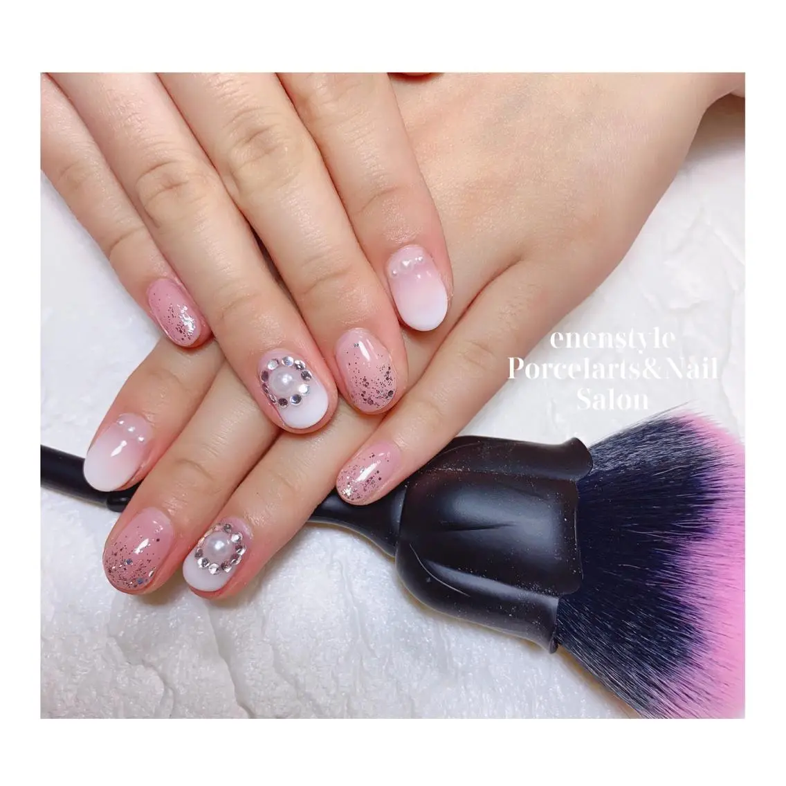 ショート ネイル ジェルネイル ニュアンスネイル オフィスネイル ワンカラーネイル パラジェル ハンドネイル 🐾enen style 🐾のネイルデザイン