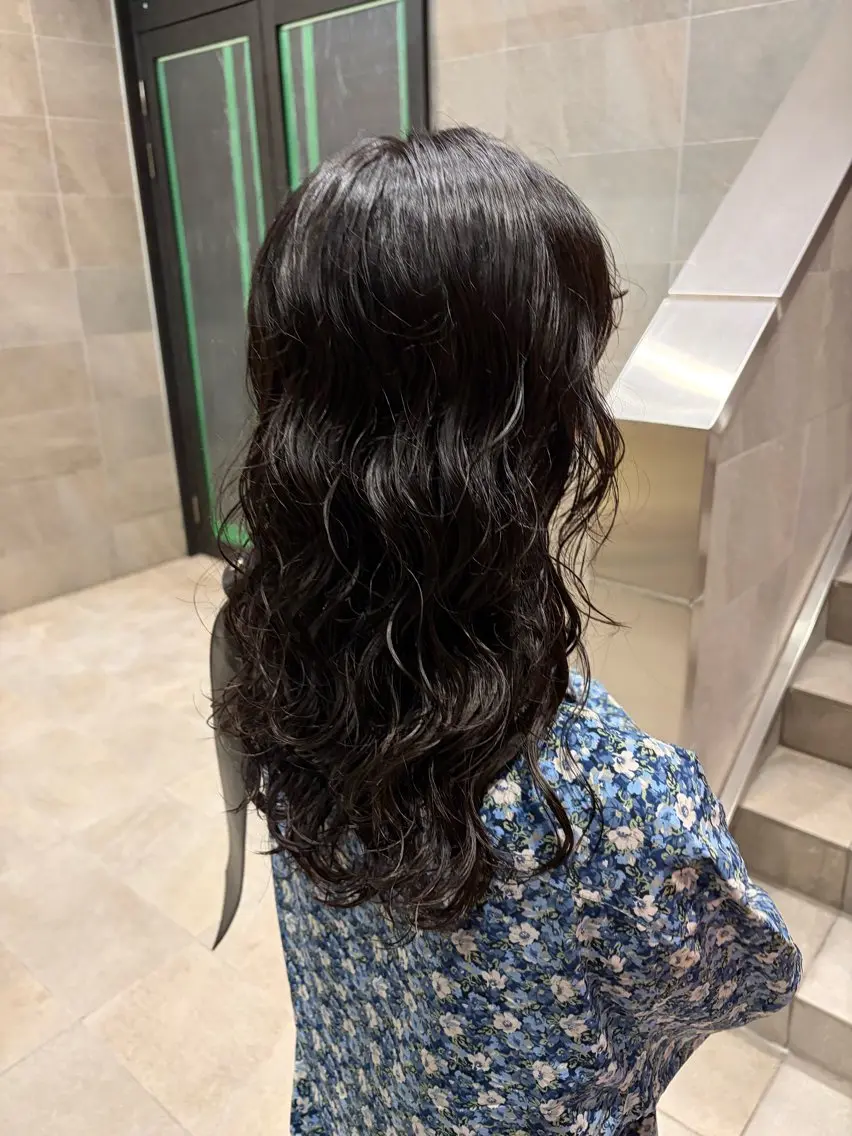 セミロング パーマ 後藤 咲夏のヘアスタイル