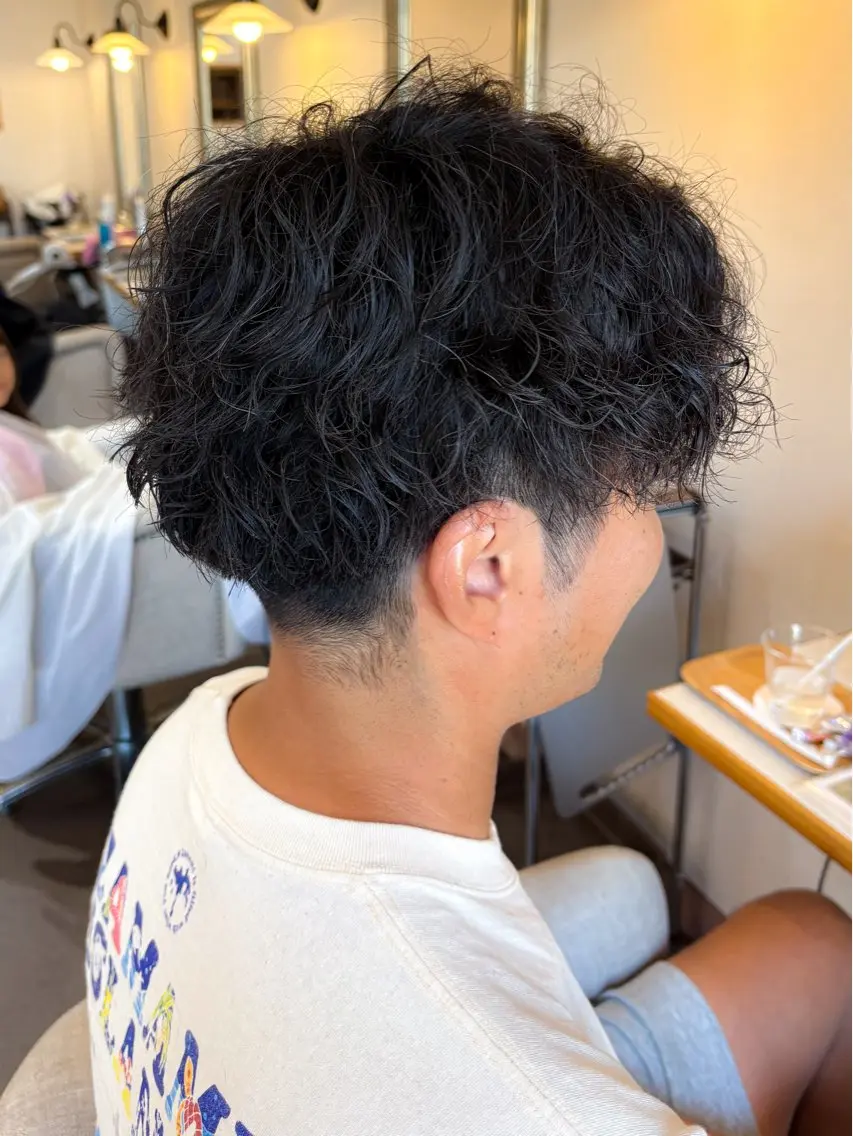 メンズ メンズパーマ 波巻きパーマ カット パーマ 石平 暖のヘアスタイル