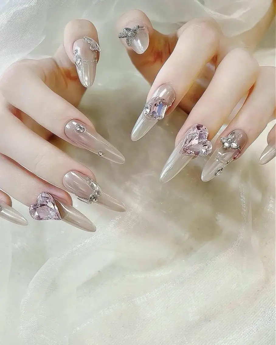 ネイル チークネイル フレンチネイル グラデーション キラキラネイル 韓国ネイル ハンドネイル Minette nailHuongのネイルデザイン