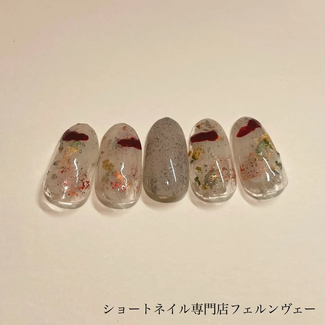ネイル ニュアンスネイル ハンドネイル ショートネイル専門店 フェルンヴェー代々木のネイルデザイン