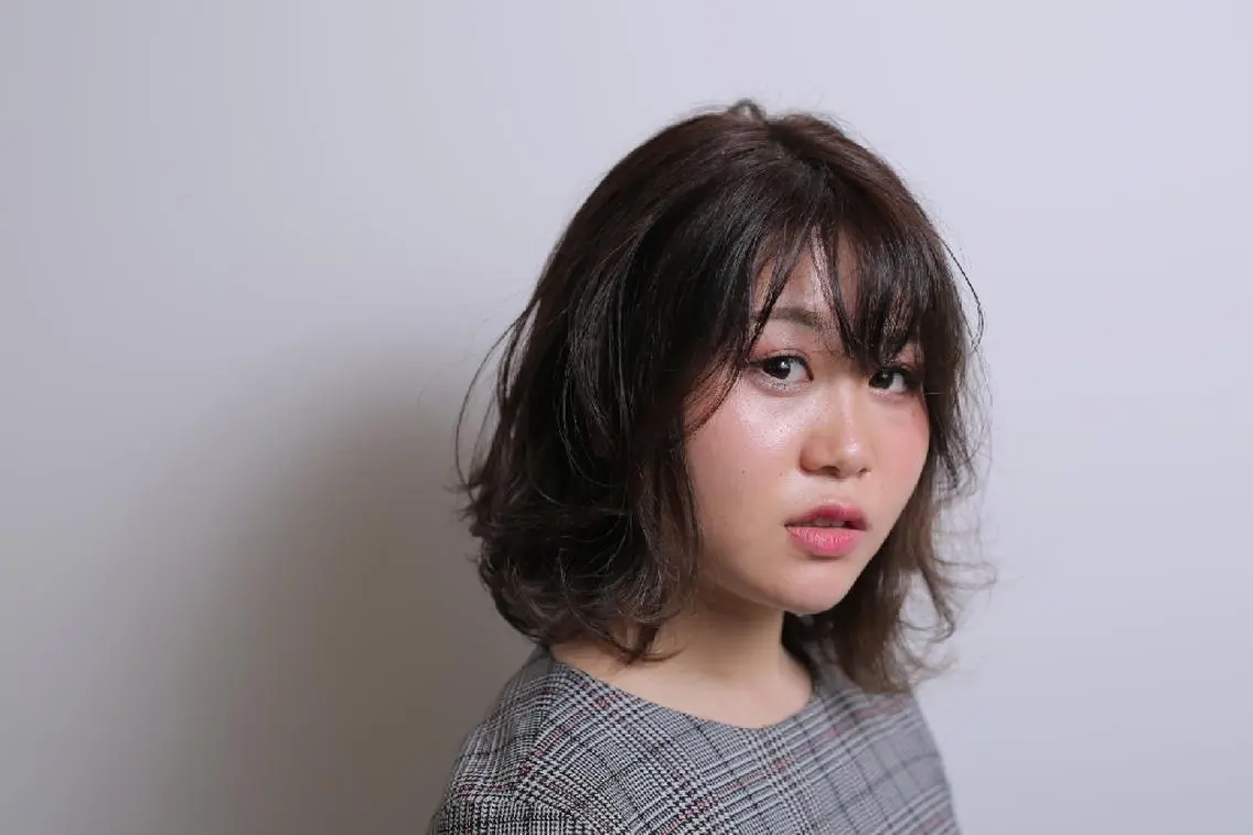 ミディアム Culumi クルミ 松井照雄/梅田茶屋町のヘアスタイル