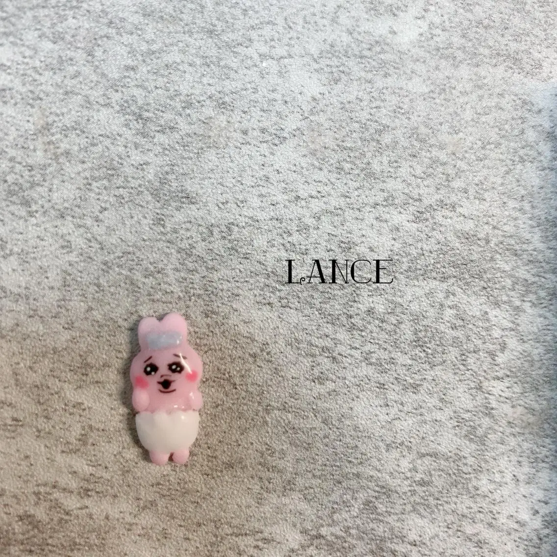 ミディアム ネイル オーロラネイル フレンチネイル キラキラネイル ワンホンネイル 冬ネイル ハンドネイル Lance nailのネイルデザイン