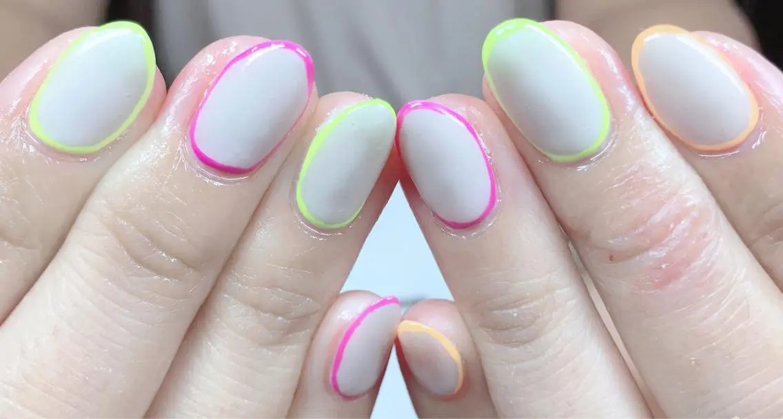 ネイル ニュアンスネイル🌈 MYU Nailsのネイルデザイン